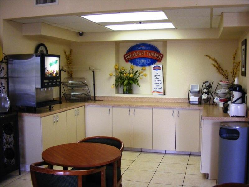 Baymont Inn & Suites Orlando/Universal Area Экстерьер фото
